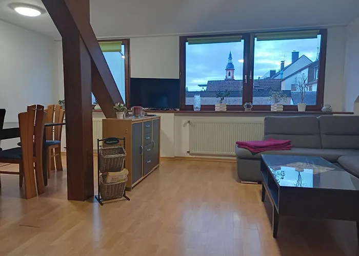 Zentrale Ferienwohnung mit Blick auf die Paulinskirche