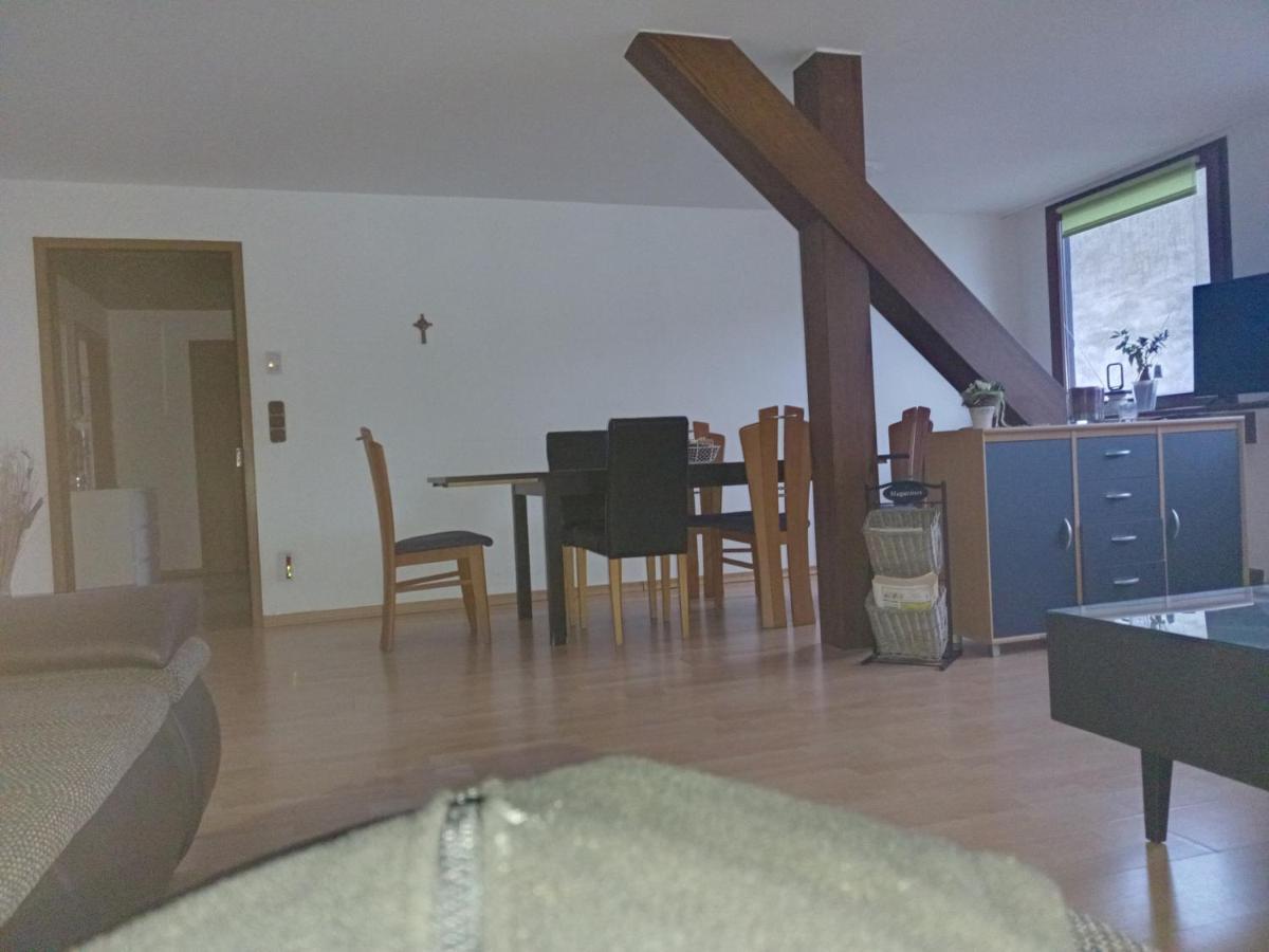 Zentrale Mit Blick Auf Paulinskirche *